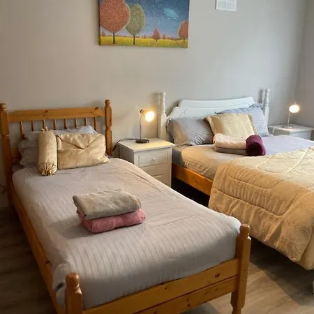Holiday home 38 Castlewood Park *