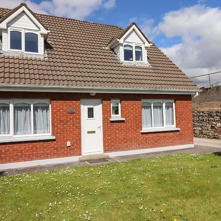 38 Castlewood Park Tralee